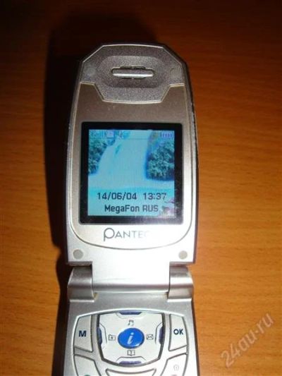 Лот: 1325028. Фото: 1. Сотовый телефон Pantech GB100... Кнопочные мобильные телефоны