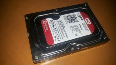 Лот: 8716058. Фото: 1. Жестких диск Western Digital WD10EFRX... Жёсткие диски (HDD)