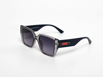 Лот: 21773786. Фото: 1. Очки GUCCI. Очки солнцезащитные