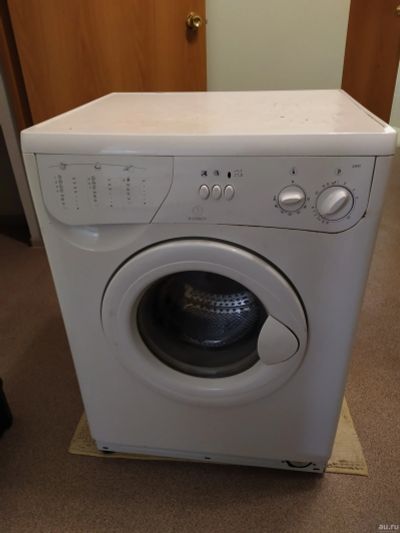Лот: 15243375. Фото: 1. Стиральная машина Indesit W43T. Стиральные машины