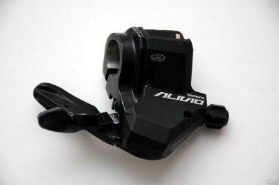 Лот: 13691517. Фото: 1. Манетка Правая Shimano Alivio... Запчасти