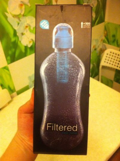 Лот: 8876503. Фото: 1. Бутылка для воды с фильтром новая. Спортивная посуда
