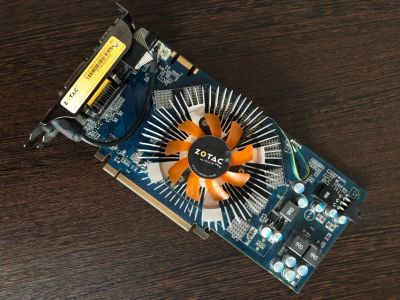 Лот: 11958916. Фото: 1. Отличная видеокарта ZOTAC GeForce... Видеокарты