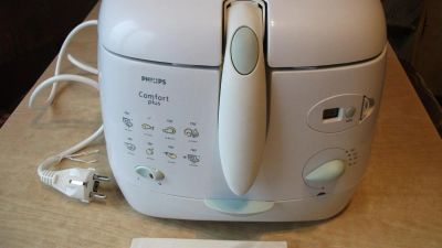 Лот: 3869283. Фото: 1. Фритюрница Philips HD 6123. Кухонная