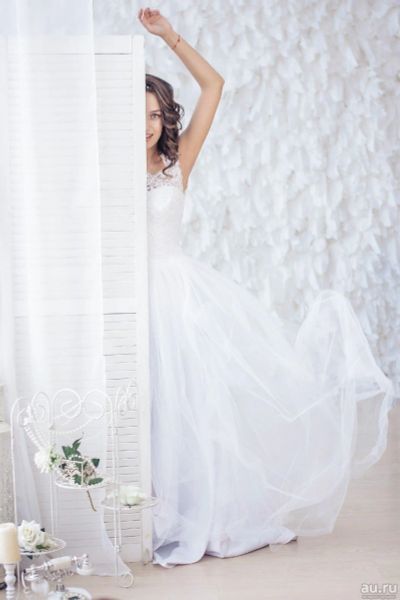 Лот: 16005395. Фото: 1. Платье белое свадебное и для фотосессии... Платья