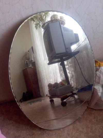 Лот: 5744982. Фото: 1. Зеркало овальное. Зеркала