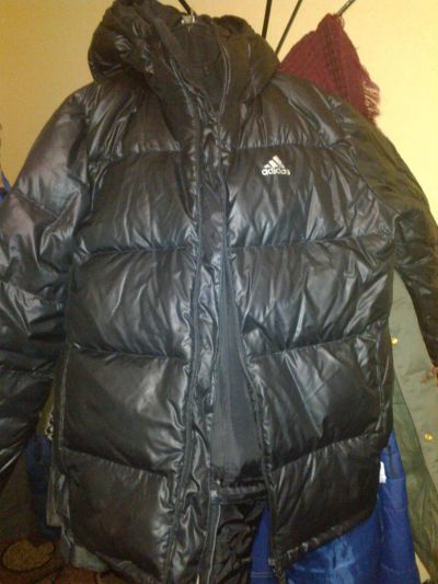 Лот: 4657665. Фото: 1. Пуховик Adidas оригинал. Верхняя одежда