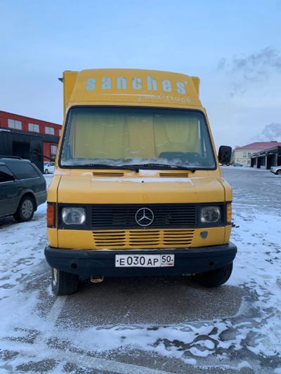 Лот: 21993326. Фото: 1. Готовый бизнес! Фудтрак Mercedes. Общественное питание