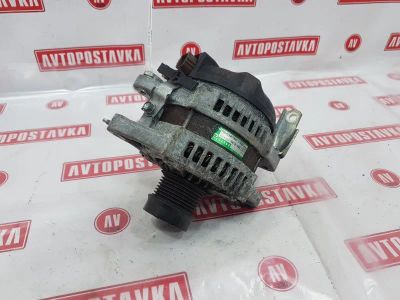 Лот: 20898743. Фото: 1. Генератор Toyota Crown GRS180... Двигатель и элементы двигателя