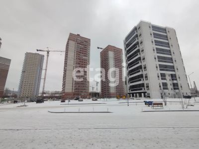 Лот: 20995060. Фото: 1. Продам 3-комн. кв. 77.2 кв.м... Квартиры, студии