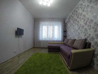 Лот: 13458790. Фото: 1. Посуточно на Мичурина. Квартиры, гостиницы