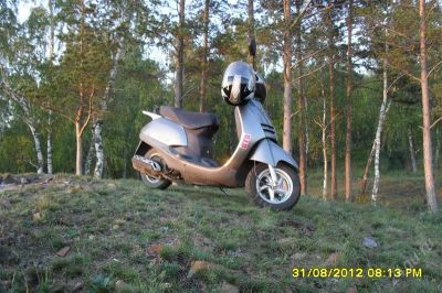 Лот: 2698629. Фото: 1. продам HONDA LEAD 101см3 JF06... Мотороллеры, мопеды
