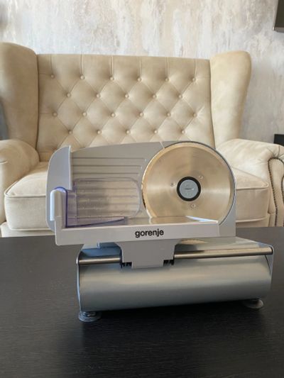 Лот: 19308359. Фото: 1. Ломтерезка слайсер Gorenje R506e. Кухонная