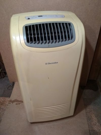 Лот: 11707545. Фото: 1. Кондиционер напольный Electrolux... Кондиционеры, сплит-системы