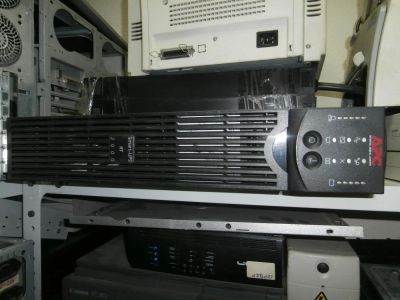 Лот: 9233846. Фото: 1. ИБП серверный Smart-ups RT 2000... Инверторы, ИБП