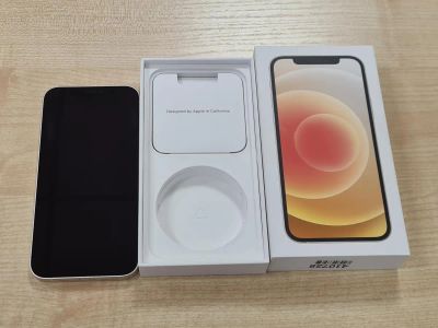 Лот: 19893183. Фото: 1. Apple iPhone 12 128GB White 356122166024937... Смартфоны