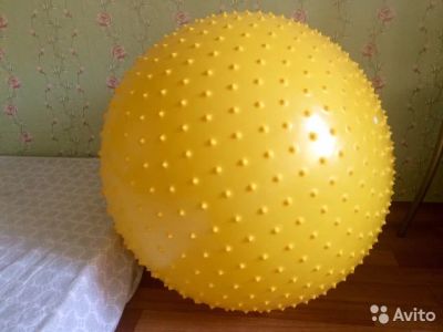 Лот: 8652937. Фото: 1. Фитбол желтый, 65см. Детские спортивные комплексы, батуты