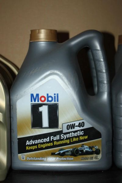 Лот: 7859029. Фото: 1. Mobil1 0w40. Масла, жидкости