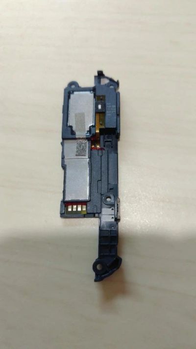 Лот: 10696351. Фото: 1. ZTE Blade V8. Полифонический динамик... Динамики, микрофоны