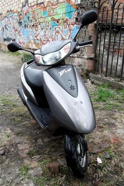 Лот: 2833685. Фото: 1. Honda Dio Af-62 + мотокуртка... Мотороллеры, мопеды