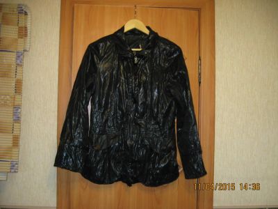 Лот: 5377607. Фото: 1. курточка на весну. Верхняя одежда