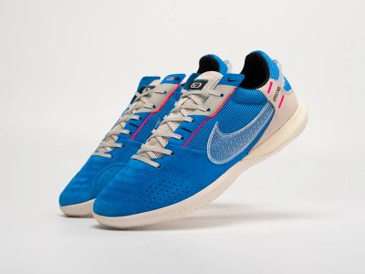 Лот: 21775933. Фото: 1. Футбольная обувь Nike Streetgato... Кеды, кроссовки, слипоны
