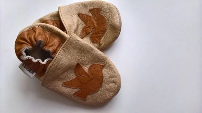Лот: 11222874. Фото: 1. Чешки из натуральной кожи 16 см. Другое (обувь)