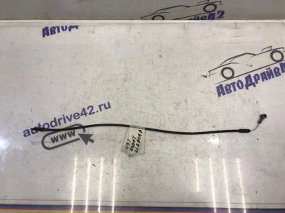 Лот: 21708952. Фото: 1. тросик замка капота Hyundai Elantra... Двигатель и элементы двигателя