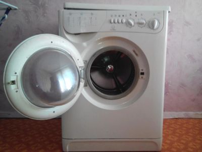 Лот: 4045464. Фото: 1. Стиральная машина. Стиральные машины