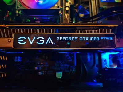 Лот: 16914713. Фото: 1. Игровая EVGA GTX 1080. Видеокарты