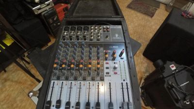 Лот: 9801435. Фото: 1. Микшер Behringer Xenyx 1204USB... Микшеры, предусилители, микрофонные эффекты
