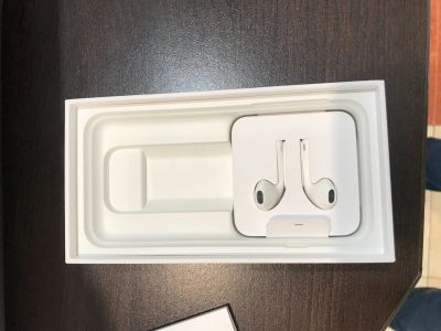 Лот: 13512109. Фото: 1. iPhone 7 128 silver белый. Смартфоны