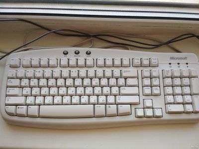 Лот: 17302463. Фото: 1. Клавиатура Microsoft Basic Keyboard... Клавиатуры и мыши