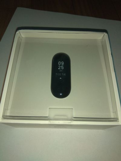 Лот: 11830647. Фото: 1. Xiaomi Mi Band 3, новые, оригинальные. Смарт-часы, фитнес-браслеты, аксессуары