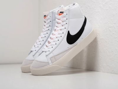 Лот: 19285197. Фото: 1. Кроссовки Nike Blazer Mid 77. Кеды, кроссовки, слипоны