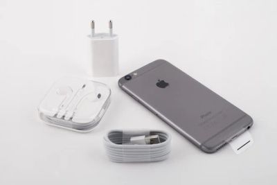 Лот: 8714291. Фото: 1. iPhone 6 64Gb Space Gray. Смартфоны