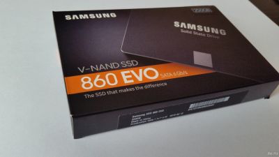 Лот: 13710111. Фото: 1. 250 ГБ SSD-накопитель Samsung... SSD-накопители