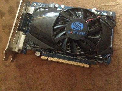 Лот: 4377079. Фото: 1. Видеокарта sapphire HD 6670. Видеокарты