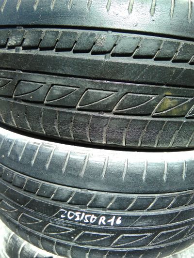 Лот: 11641134. Фото: 1. 205/50 R16 Bridgestone пара. Шины