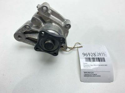 Лот: 24773556. Фото: 1. Помпа Mitsubishi Pajero Mini 2003... Двигатель и элементы двигателя