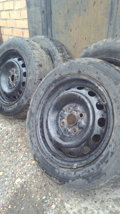 Лот: 14012770. Фото: 1. Bridgestone Blizzak Revo2 175... Шины на дисках