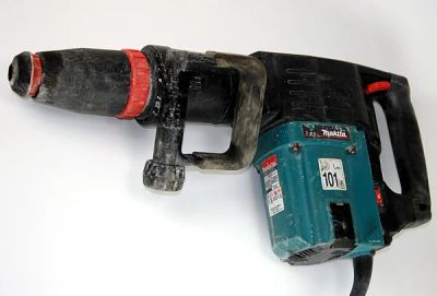 Лот: 8125653. Фото: 1. Отбойный молоток Makita HM 1202... Электроинструмент
