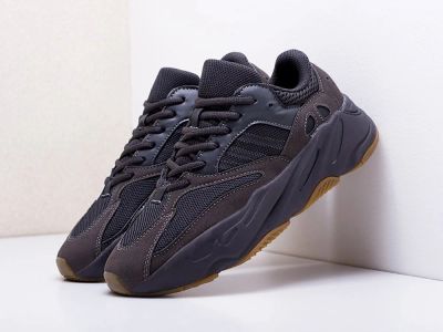 Лот: 17042676. Фото: 1. Кроссовки Adidas Yeezy Boost 700... Кеды, кроссовки, слипоны