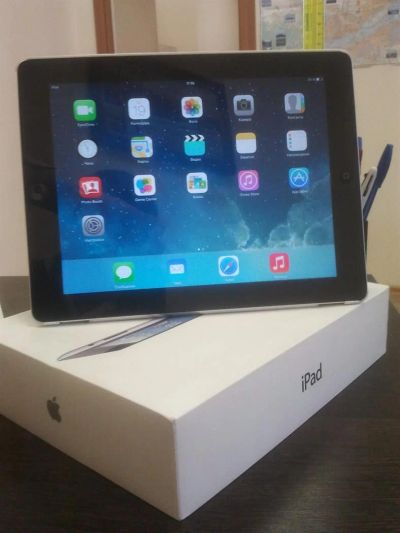 Лот: 3900901. Фото: 1. IPad New 4 Retina.Гарантия! Обмен... Планшеты