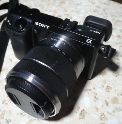 Лот: 6861070. Фото: 1. Фотоаппарат Sony NEX-7 с объективом... Цифровые беззеркальные со сменной оптикой