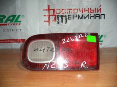 Лот: 14251808. Фото: 1. Вставка багажника HONDA INTEGRA... Кузов