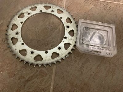 Лот: 15077022. Фото: 1. Звёзды для Yamaha TTR250. Запчасти