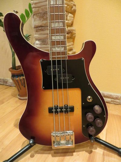 Лот: 8276538. Фото: 1. Jolana D-BASS (Rickenbacker 4001... Гитары