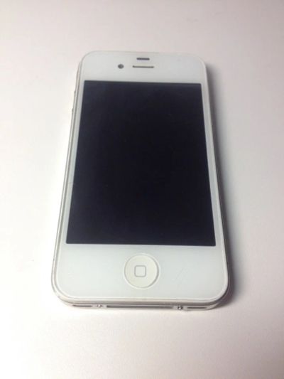 Лот: 8874079. Фото: 1. iphone 4 8gb. Смартфоны