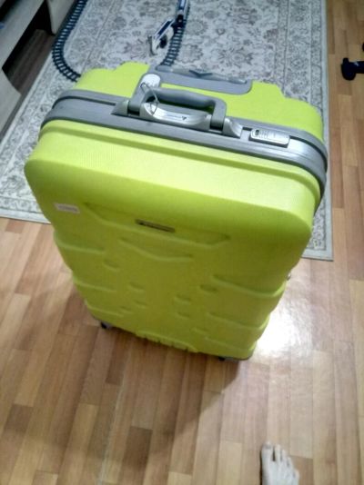 Лот: 8852039. Фото: 1. чемодан. Чемоданы и сумки дорожные